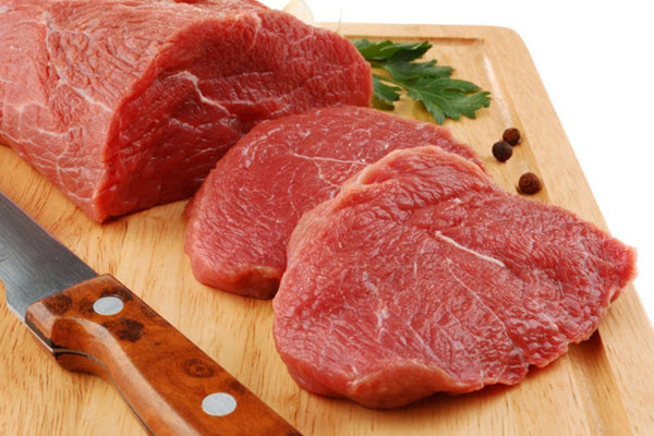 thực phẩm giúp bé tăng cân thịt bò